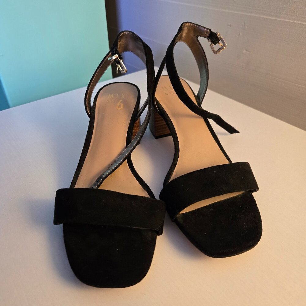 Black Suede Block Heel Sandals - Mix No. 6 from DSW, Size 8